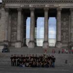 Vor dem Reichstag