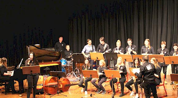 MEGA-JAZZ