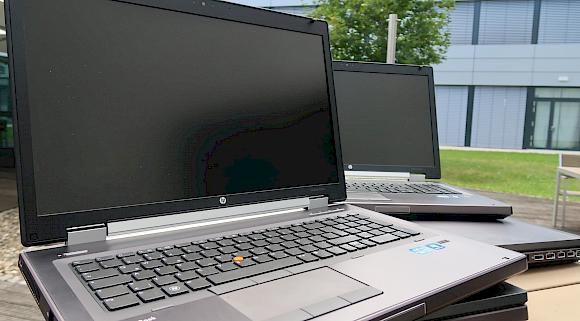 Laptops für den Fernunterricht